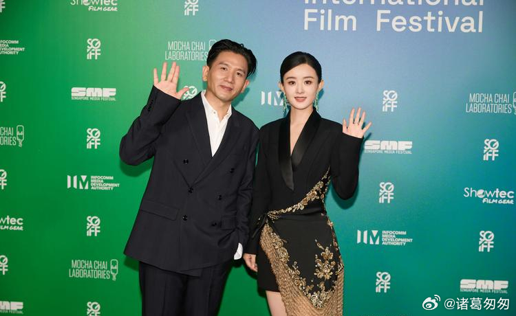 赵丽颖自2021年离婚后，没有任何绯闻。此次与圈内导演约会，或许意味着她已经走出