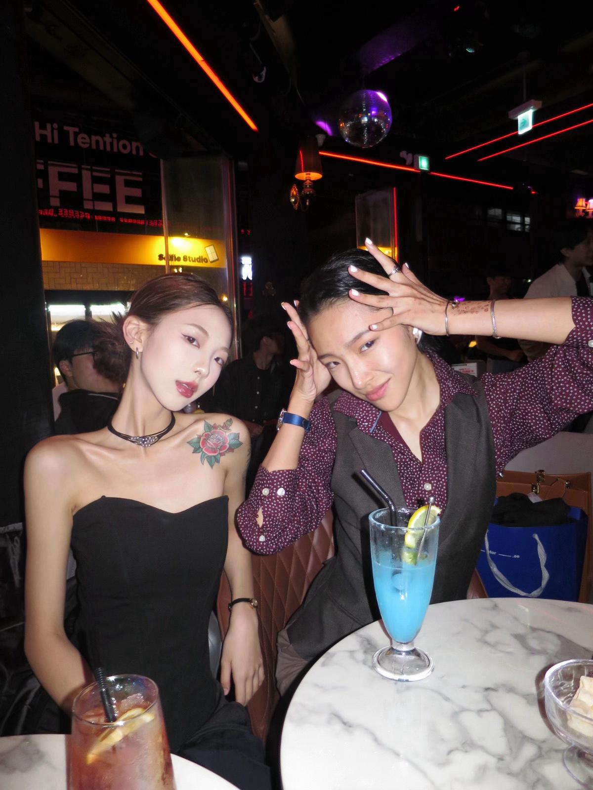 遇到一些事情之前先不加以判断而是慢慢地赏玩。