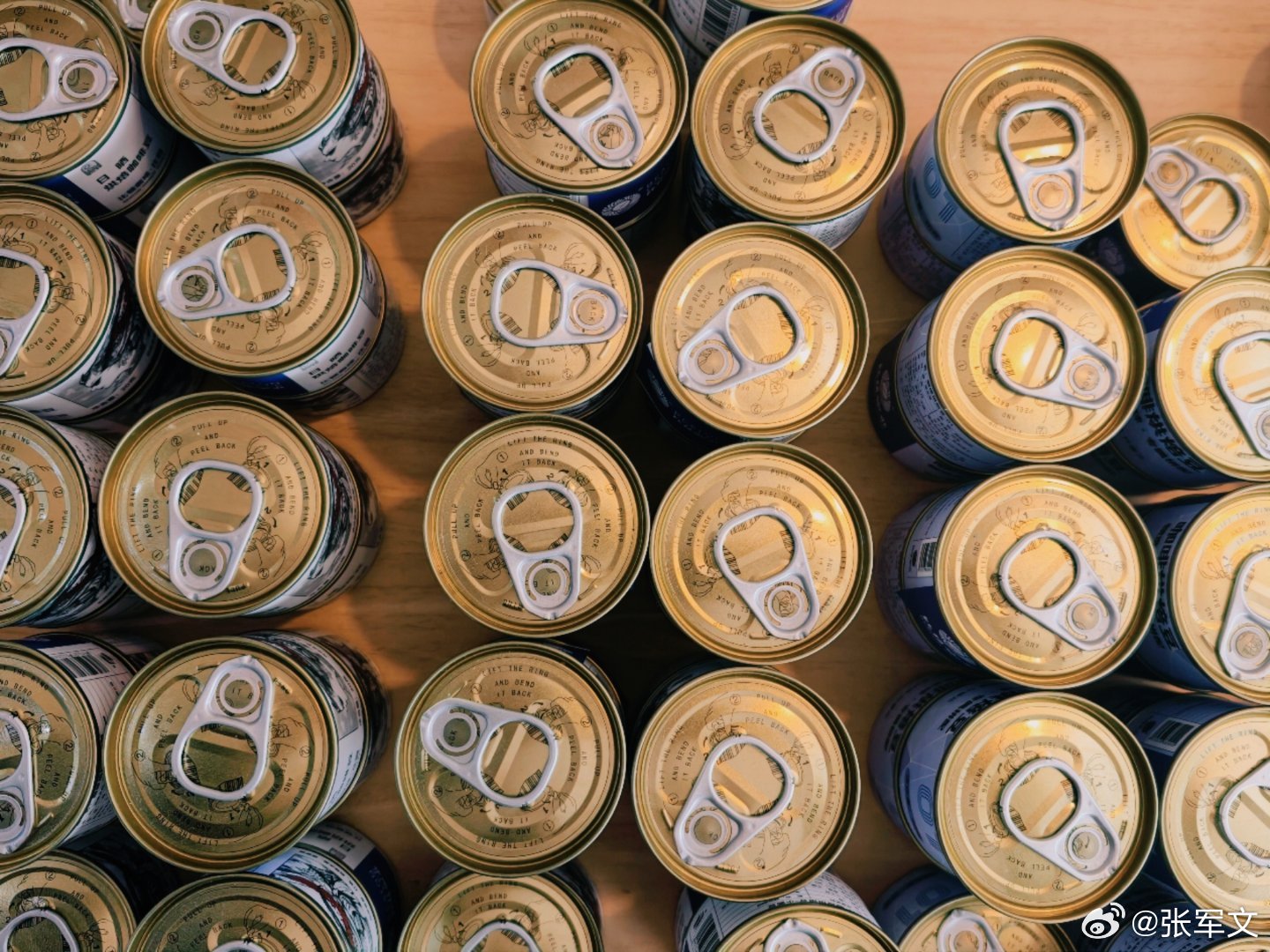 七彩云南万千气象 走进咖啡体验中心，被满室醇香包裹，从生豆到杯盏，沉浸式感受一杯