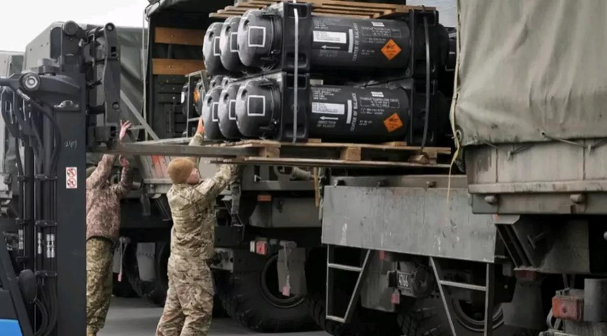 塔斯社报道，当地时间18日，俄罗斯外交部发言人扎哈罗娃表示，俄方正在密切关注，有