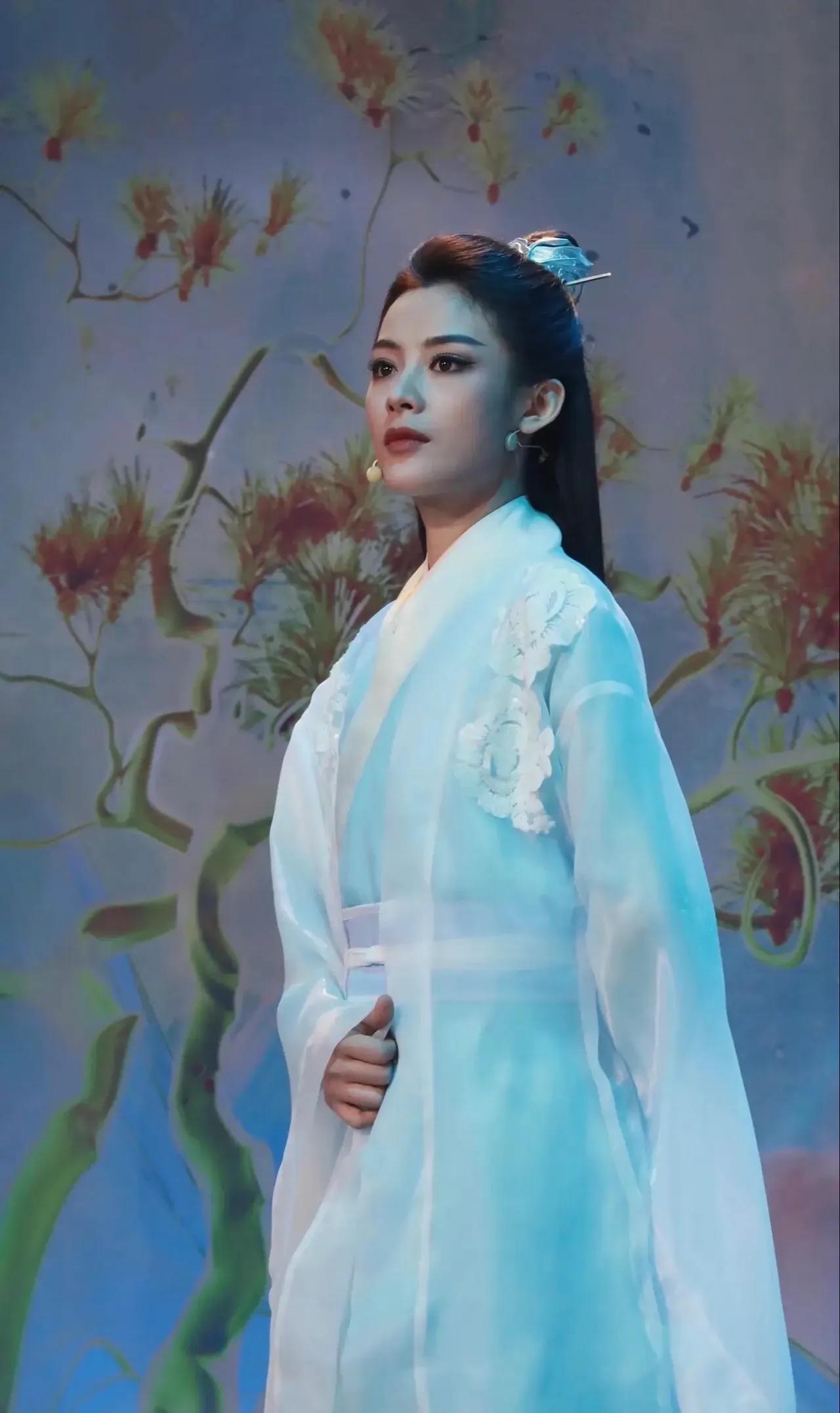 这应该是浪姐这么多季里，请得最正确的一个女明星！绝对会掀起一波古装和戏曲潮！#陈