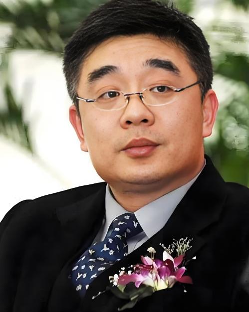 复旦大学钱文忠教授，撕开了中国社会当下最大的遮羞布，振聋发聩！他说：“我们的社会