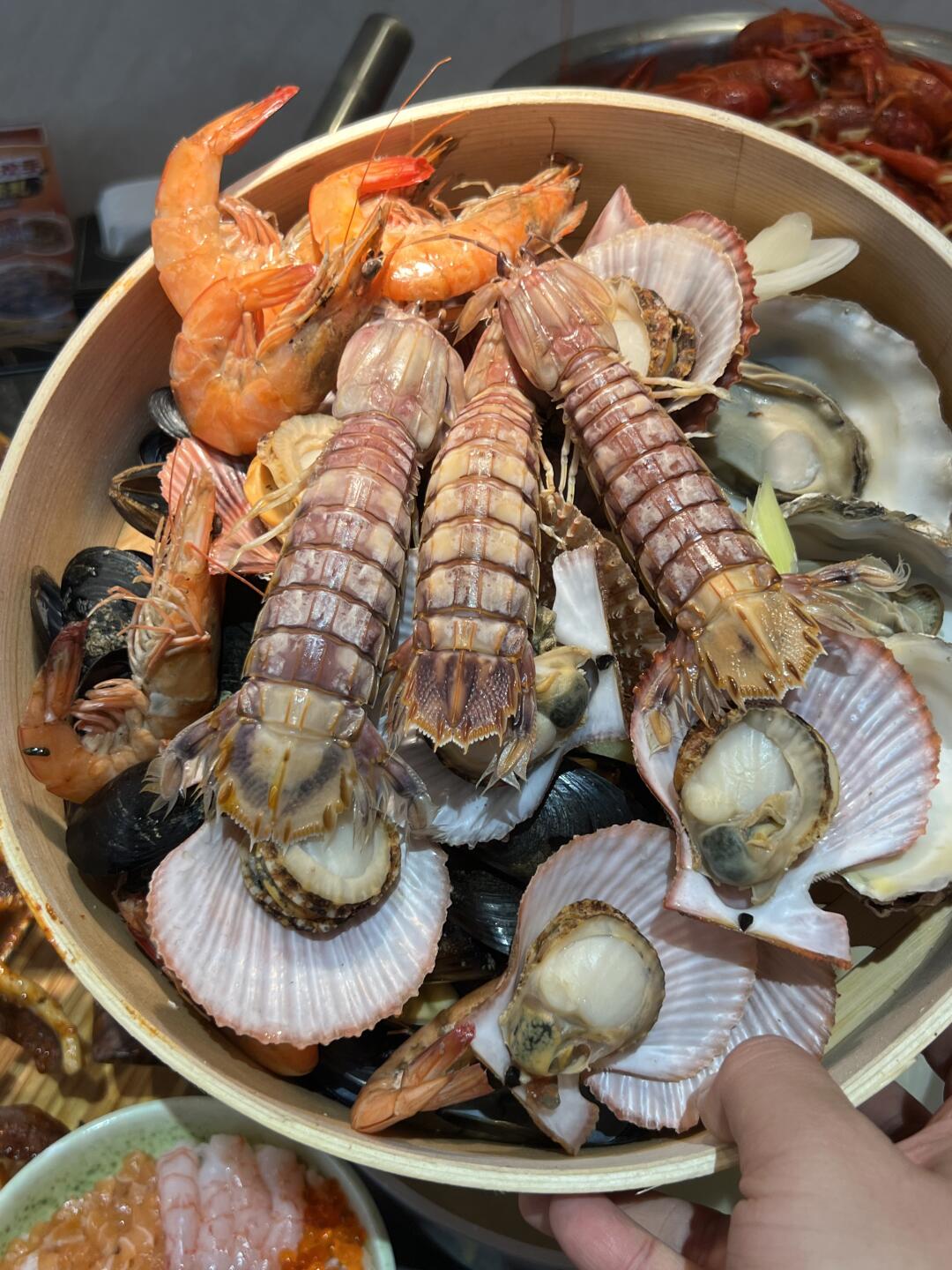 大连人民路，好吃有创意海鲜烧烤。。。。