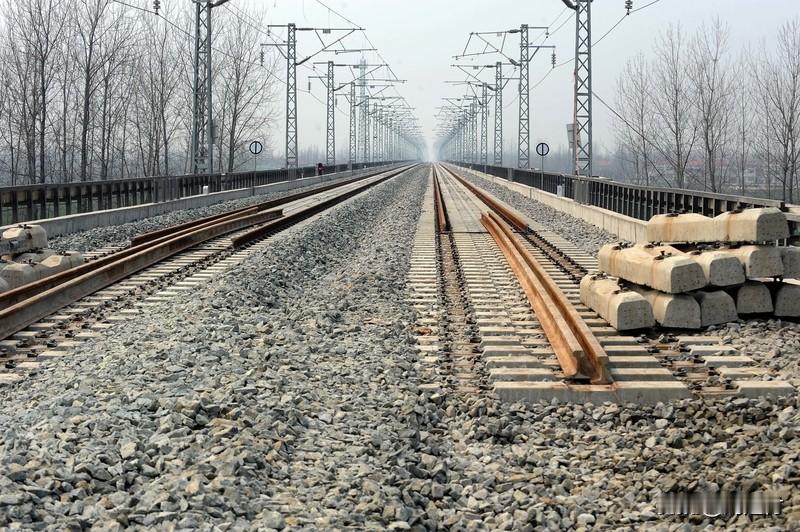 江苏大桥塌落事故致5人死亡 江苏大桥塌落事故致5人死亡
江苏盐城响水的连申线月港