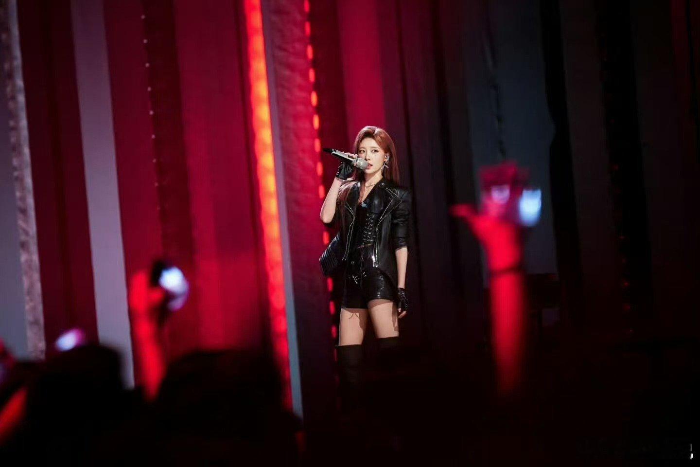 张月陈瑶AIMV没有不嗑的义务 乘风2026一公舞台即将上线，先在二创 MV 里