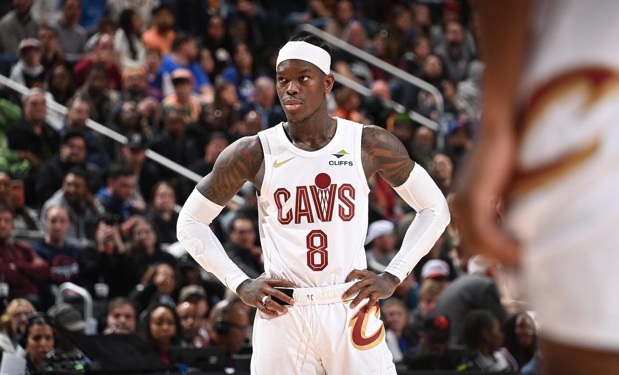 施罗德怎么也没想到，临近季后赛他的存在感越来越低！
1，在此之前，被国王交易到骑