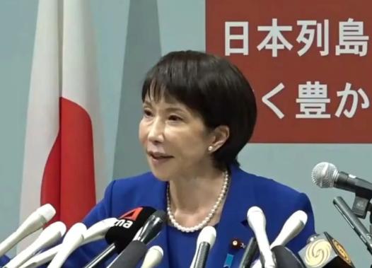 其实对付日本，长远来看最好是用当年清朝对付准噶尔的方式。

这并不是一种历史的巧