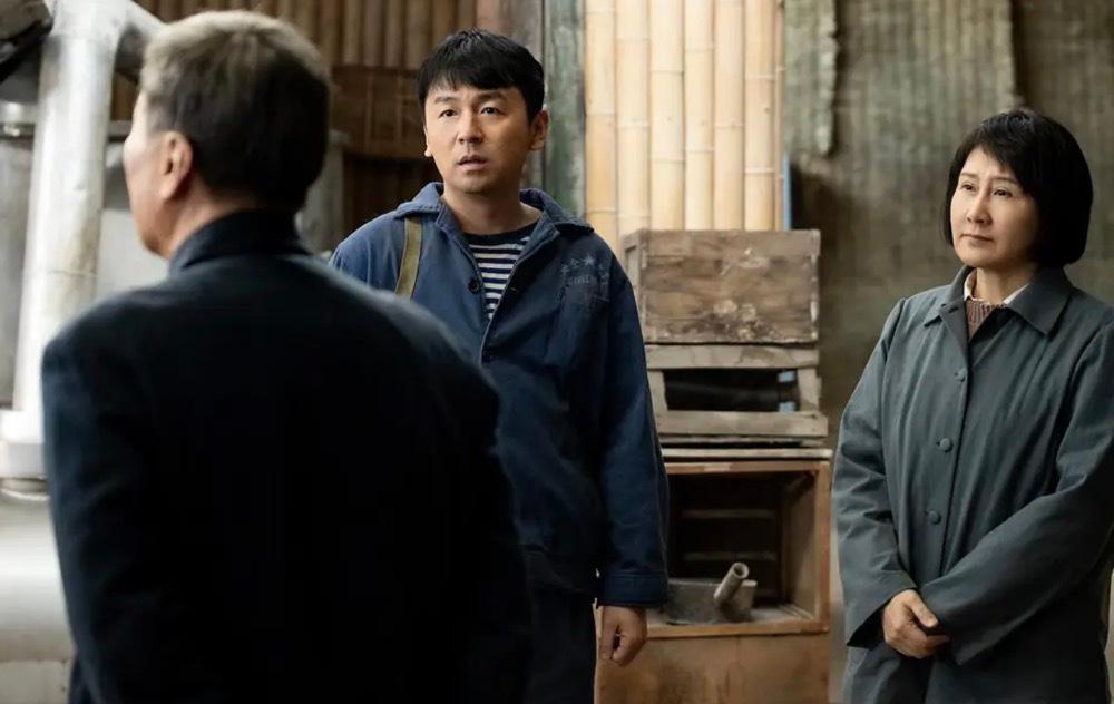 1981年，梁晓声经人介绍与北京姑娘焦丹相亲，谁知一见面梁晓声就对焦丹说：“我们