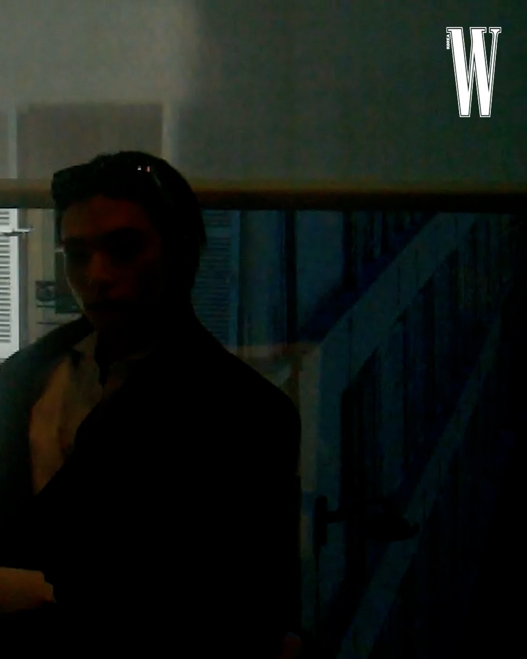 巴黎时装周黄铉辰Hyunji's Fashion Week Diary × W 