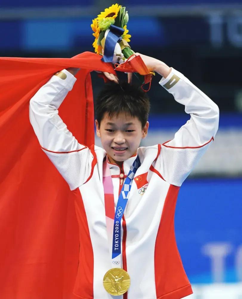 我心目中的中国最受欢迎现役运动员九宫格，全红婵、孙颖莎位居状元榜眼，男运动员仅马