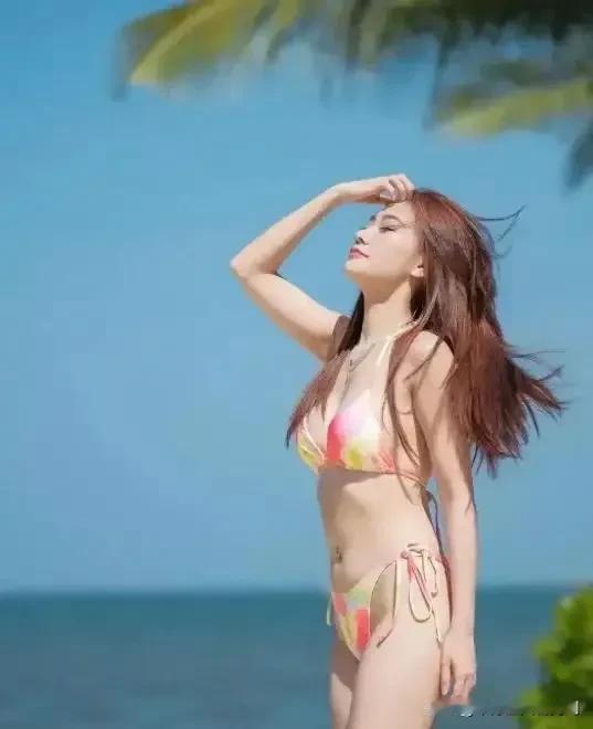 #上联：冬去千山秀，诚邀下联#春来万女艳
