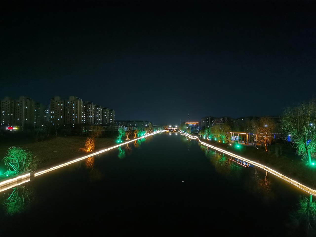 今日运势：乙巳年戊子月庚午日 2025.12.27日

鼠：小吉适合相亲会友
牛