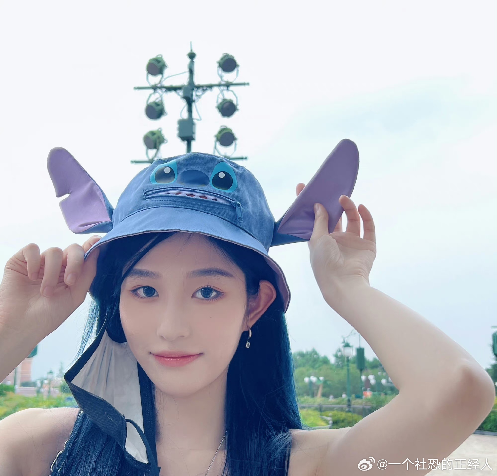 一个优雅的挑水人王奕0908出道九周年快乐王奕 脸蛋天才取向狙击王奕❣️超绝可爱