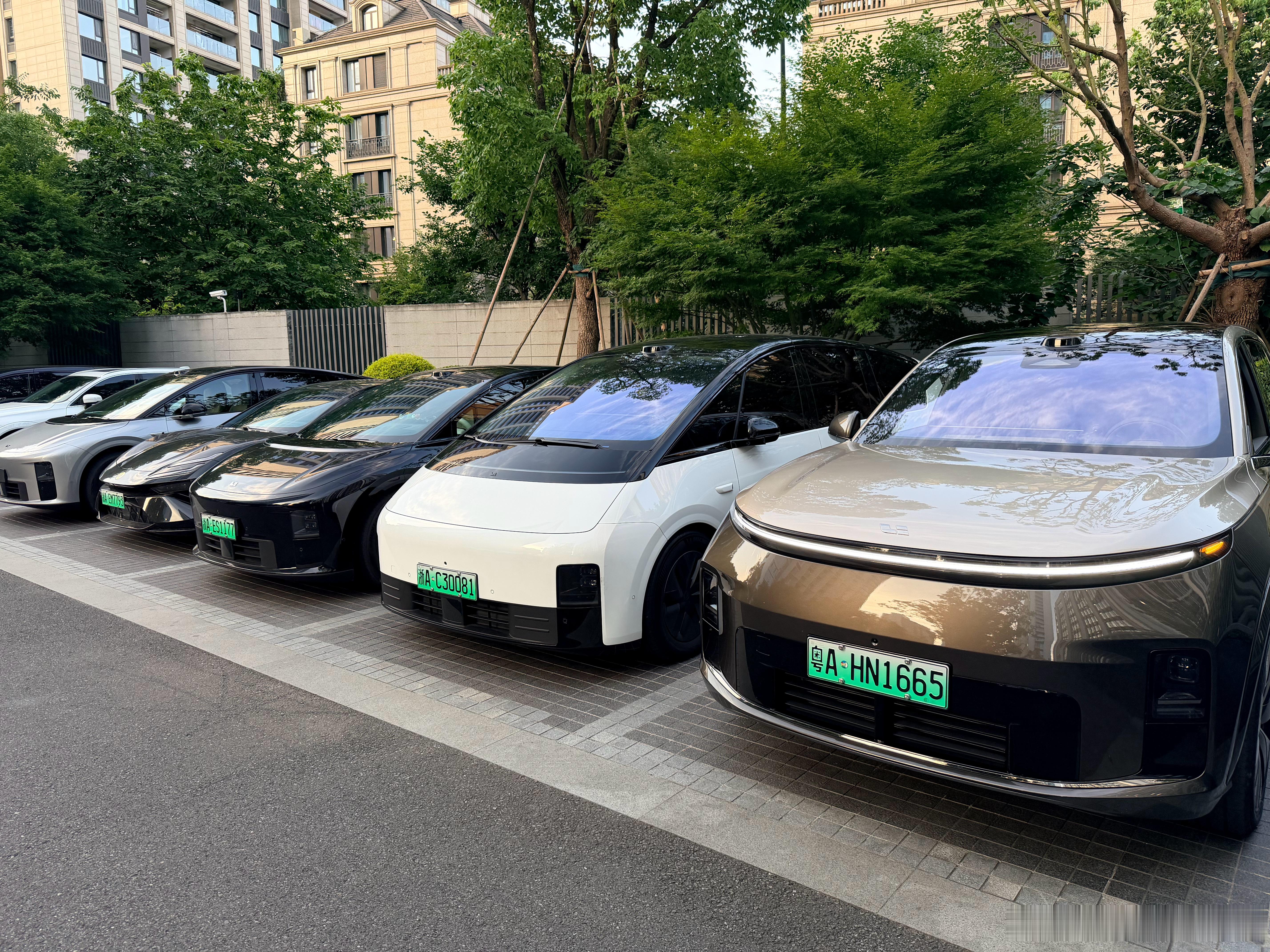 突然发现我的电卡不太够用了…