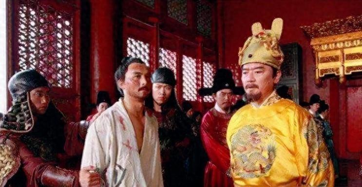 朱棣在1402年将铁铉凌迟，骨架丢油锅，连同妻女也遭受极其惨烈结局，令人唏嘘不已