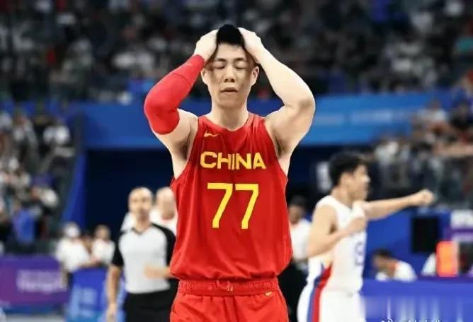 张镇麟被网暴，很多人避而远之，仅有四位大咖公开力挺：

1、姚明——篮协主席
2