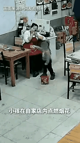 看！调皮鬼放完鞭炮后，居然发生了这种事？