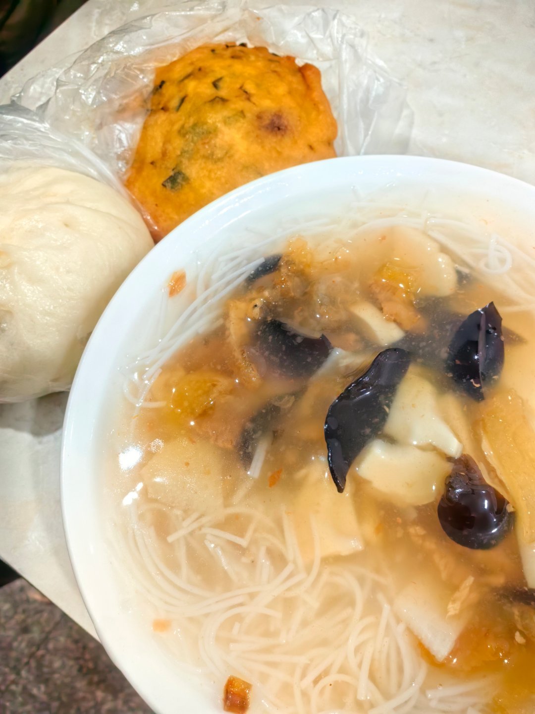 *在路上*自驾游第27天...花竹二刷，看云...早点二刷，适应略带甜味的包子，