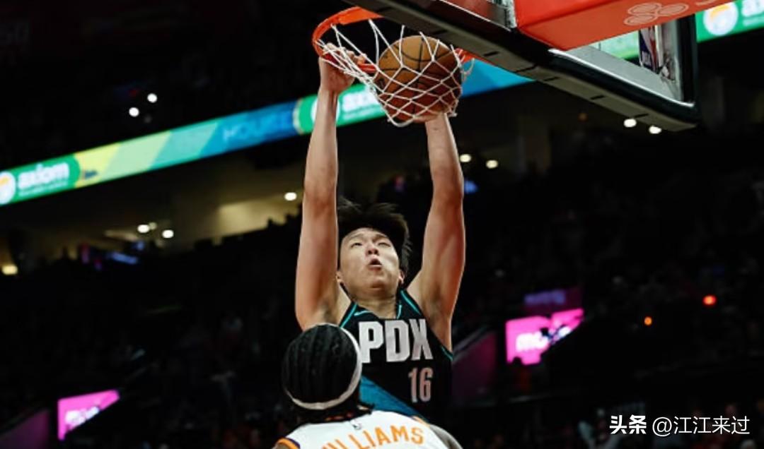 杨瀚森再获上场机会砍下2分1板，投篮2中1，末节出战两分钟！克林根复出，黄蜂三分