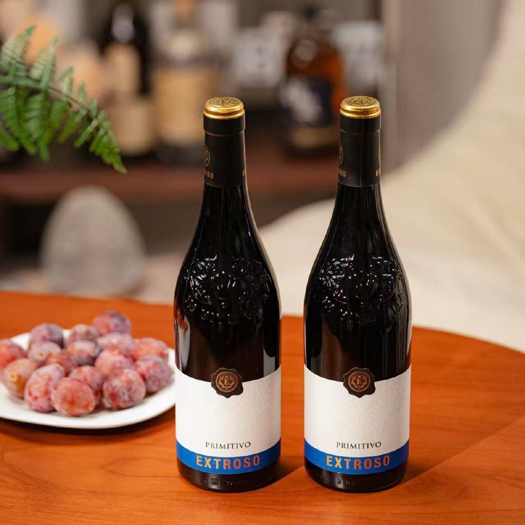 如果你痴迷风干葡萄酒那浓缩、醇厚、复杂的灵魂，那一定试试这款惊艳酒圈的勋章风干跟