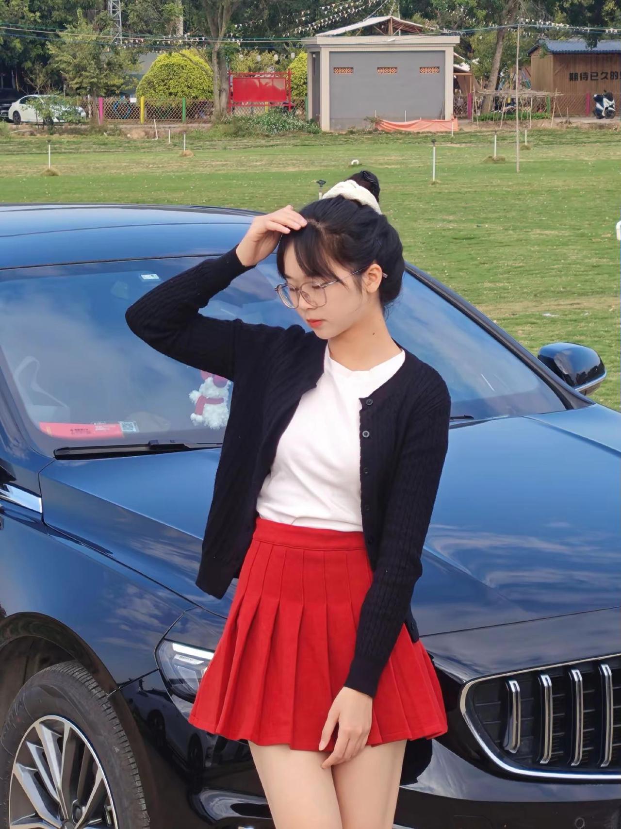 愿财神知我意 新年多赚人民币！星瑞 吉利汽车 dou是好车 新年快乐