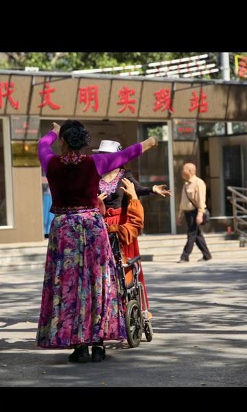 📍广州 流花湖公园
广州流花湖公园，免费的好去处，比起那些外地什么都是没有还要