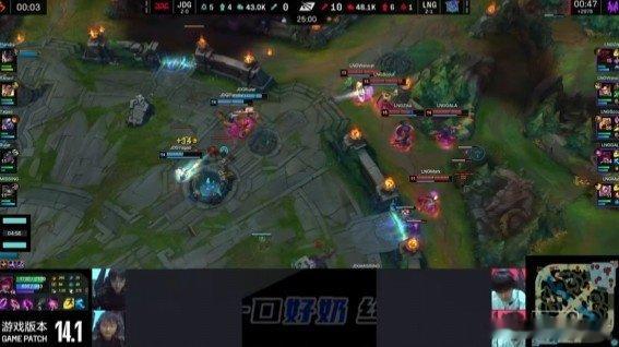 Scout经典复刻推回尺帝 Yagao中单小炮毫无作用Scout中单沙皇对线打爆