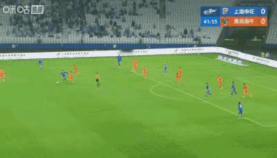 青岛海牛的大门仿佛被焊死了 上半场没让上海申花得分

六轮不败的上海申花队主场迎