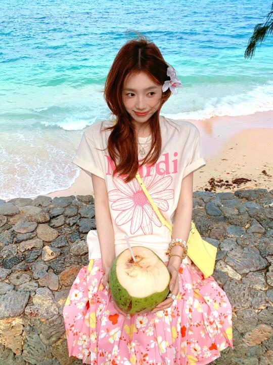 一日岛民🐚粉色花花裙和西岛超搭‧₊˚⋆