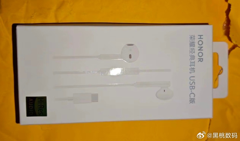 在我自己看来无线耳机在延迟和声效上一直是不如有线耳机，并且还得时刻注意有电没电。