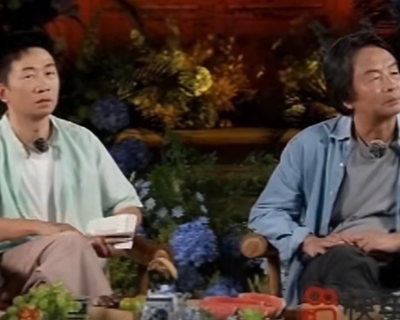 刘震云杨迪聊合伙过日子刘震云杨迪谈搭子文化慢慢发觉搭子式相处的好处，互不干涉各自