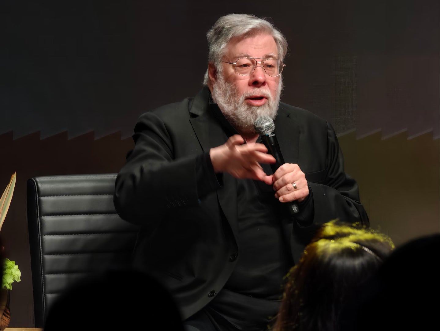 苹果1号创始人沃兹为追觅手机站台没想到第一次见这位大佬是在追觅发布会 