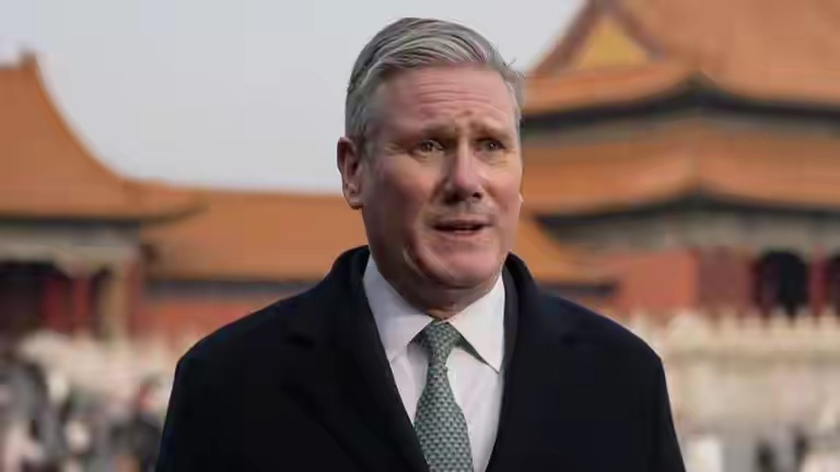 英媒爆料：斯塔默打算辞去英国首相职务。 