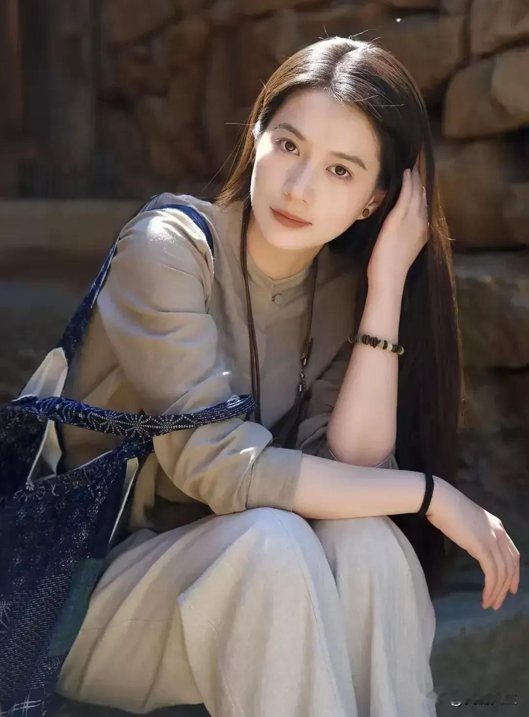 童话的世界没有烦恼｜🇨🇭蒙特

🇺🇳联合国•日内瓦欧洲总部•万国宫

⛪