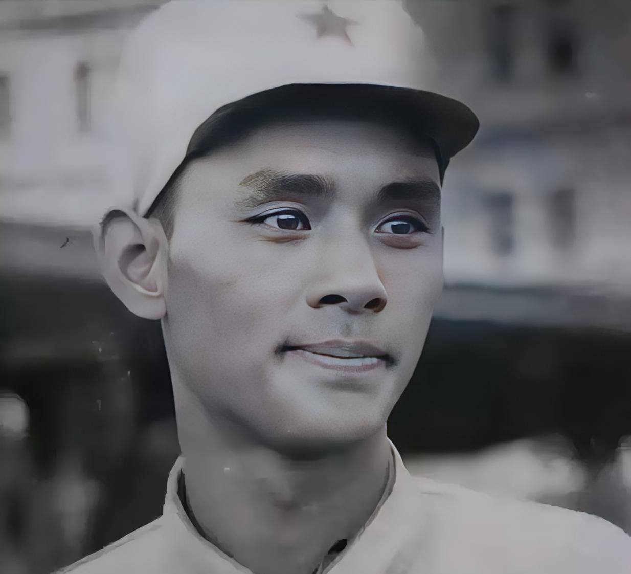 1946年，兰格庄阵地，神枪手魏来国击毙70多个敌人后，被敌人一枪“诱”出战壕，