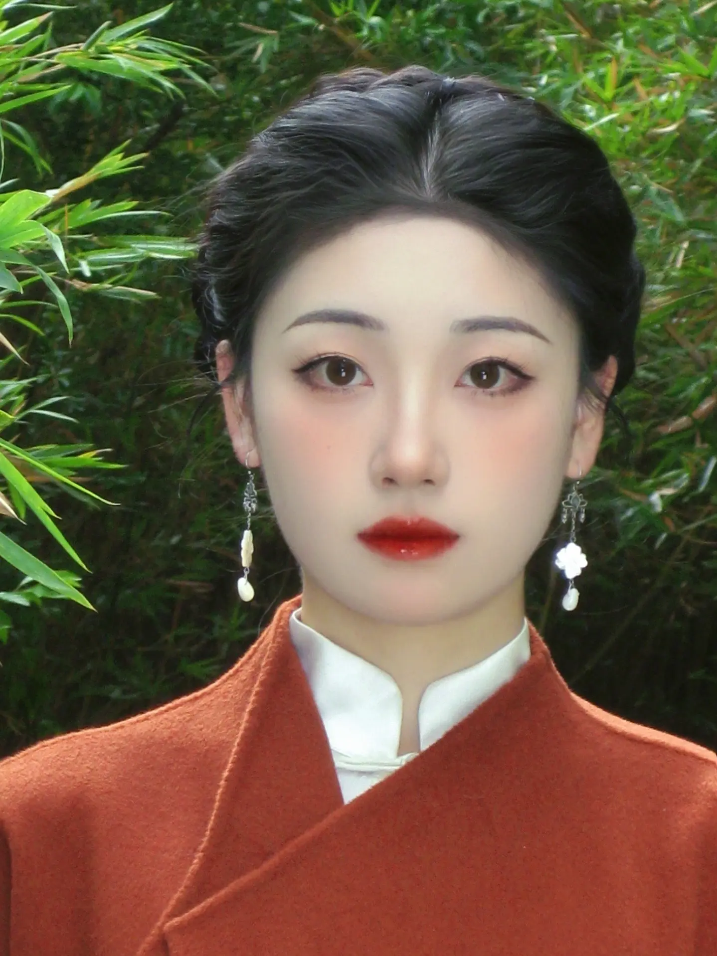 万言万当，不如一默。