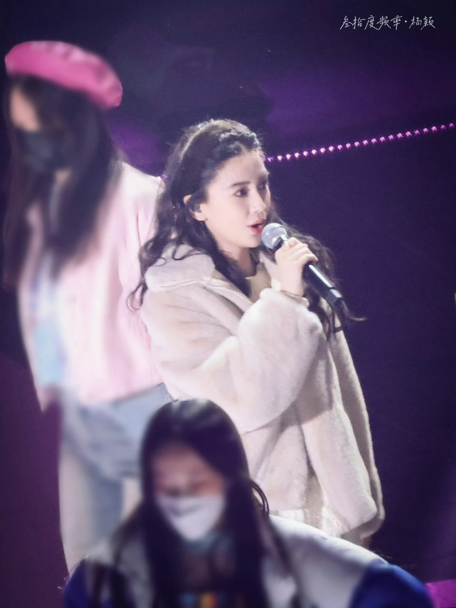 angelababy angelababy “希望编织你的模样，心跳为你演奏篇章