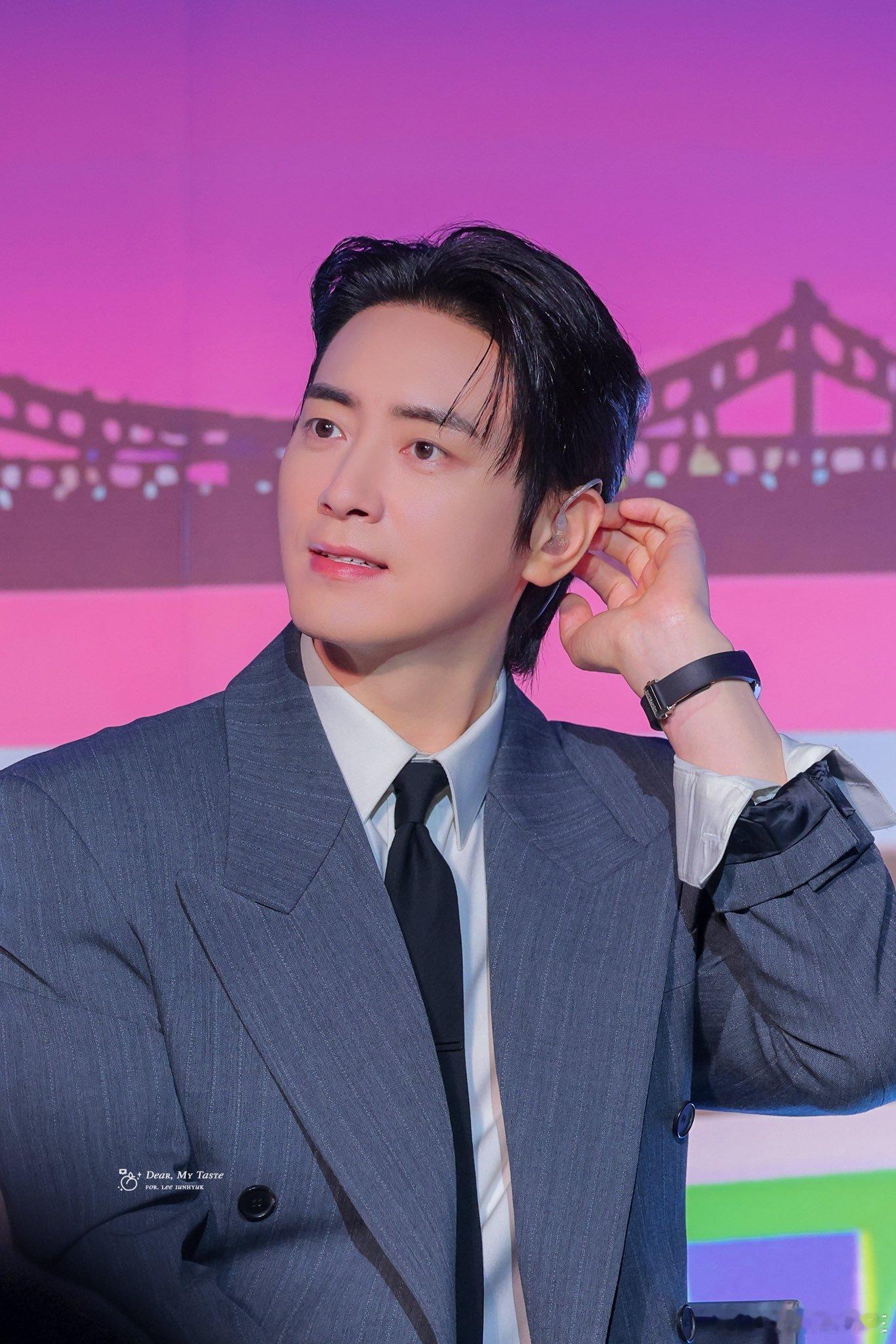 李浚赫LA饭拍～鉴于欧巴这么帅奖励你拍十部melo 