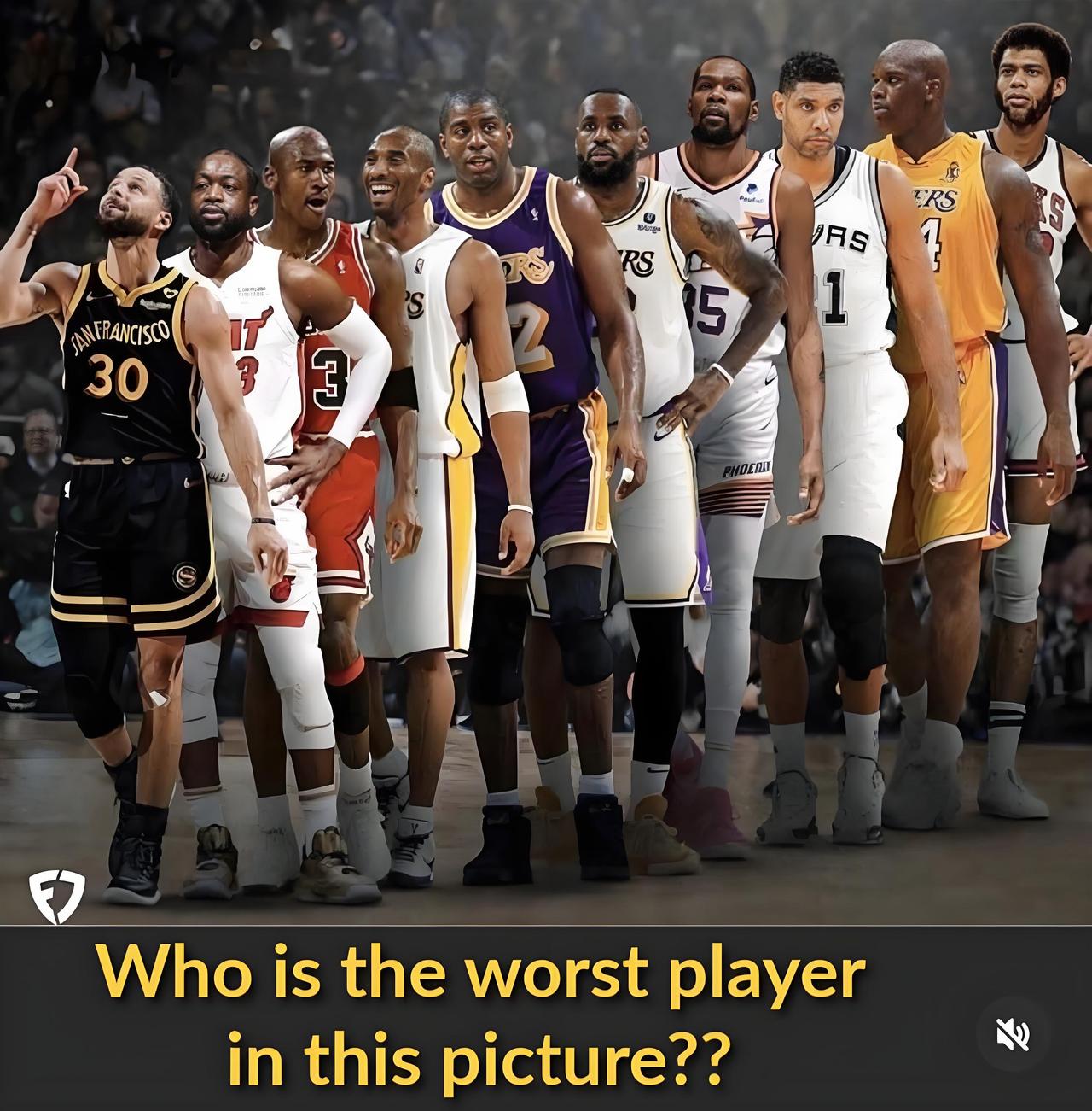 10选2，这两名球员因为赢不了球就去了超级球队。他们是詹姆斯和杜兰特。这里最差的