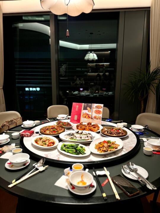姐妹们！发现一家聚会神店！环境美到爆还有私