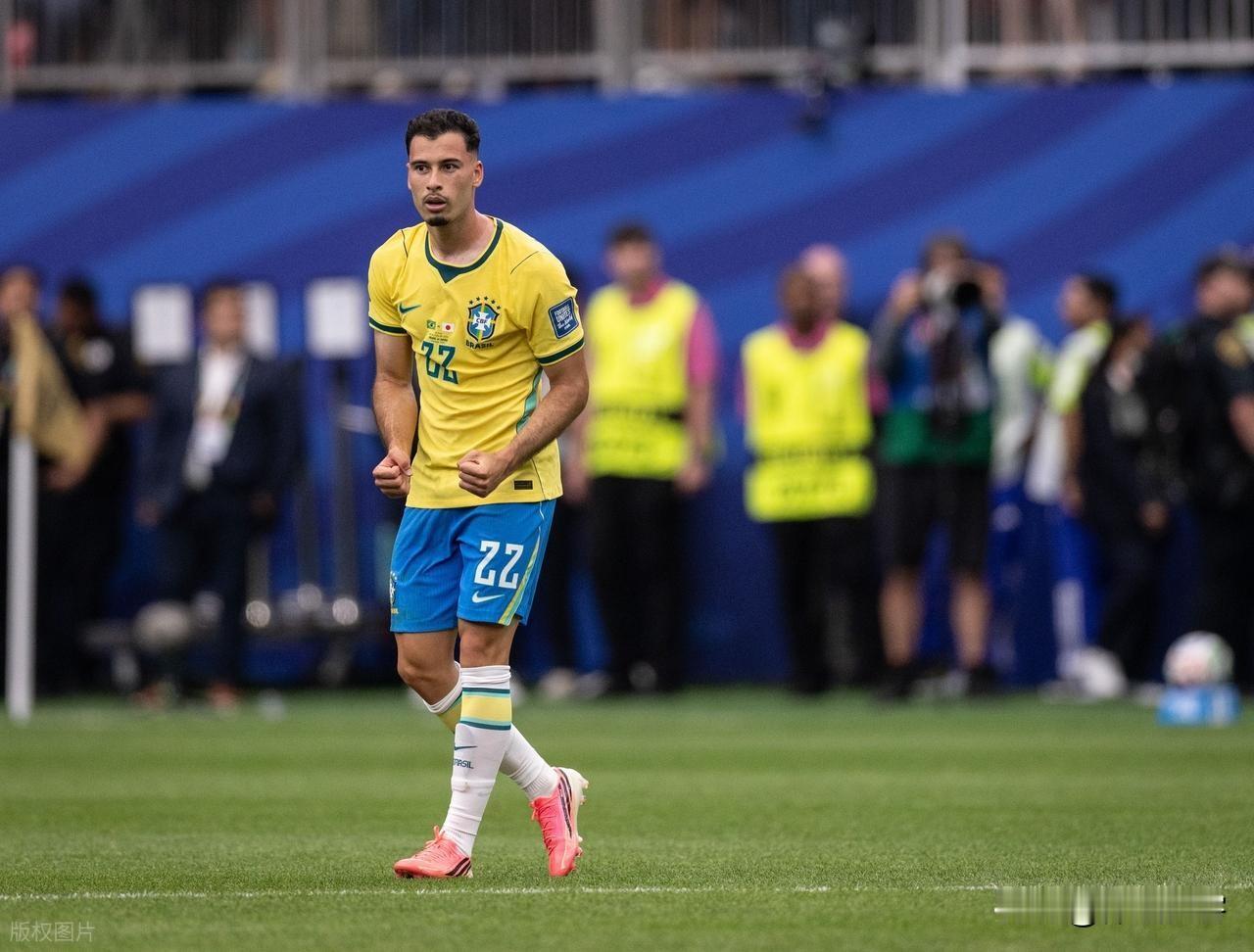 巴西2-1逆转日本不可怕！
可怕的是安切洛蒂赛后一番话……
让内马尔加时赛出场+