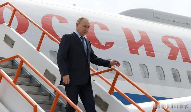 泽连斯基硬撑之际，中国发现惊天大瓜，足以让乌克兰永无翻身之日。德国花大价钱，不遗