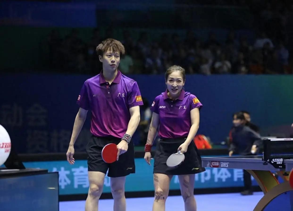 第十五届全运会➕混双8强，广东队林高远，刘诗雯3-0完胜姚钧涛吴咏琳组合，姐弟俩