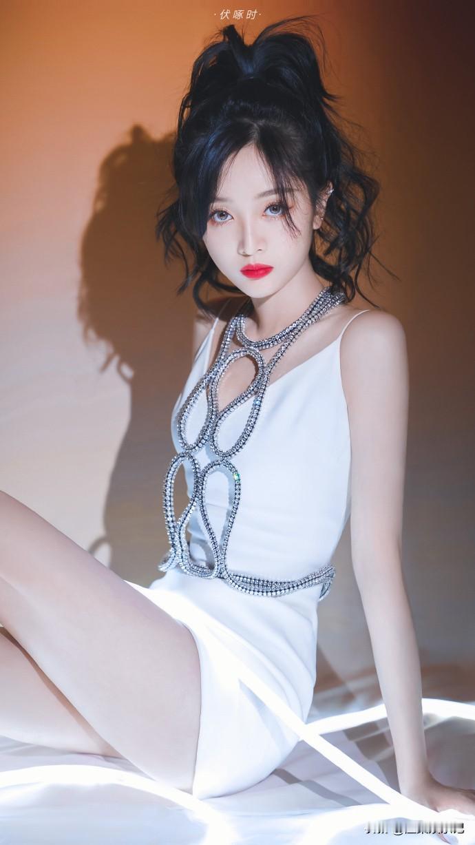 清纯玉女吴宣仪！