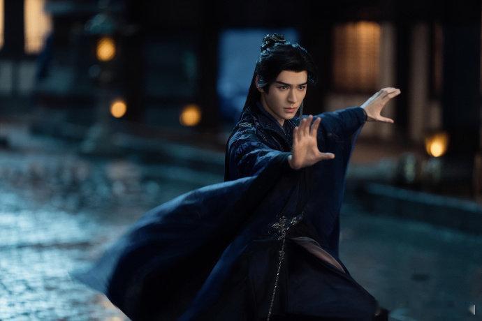 《暗河传》收官意难平！龚俊的苏暮雨魅力爆棚，打戏利落、眼神有戏，观众没看够直接“