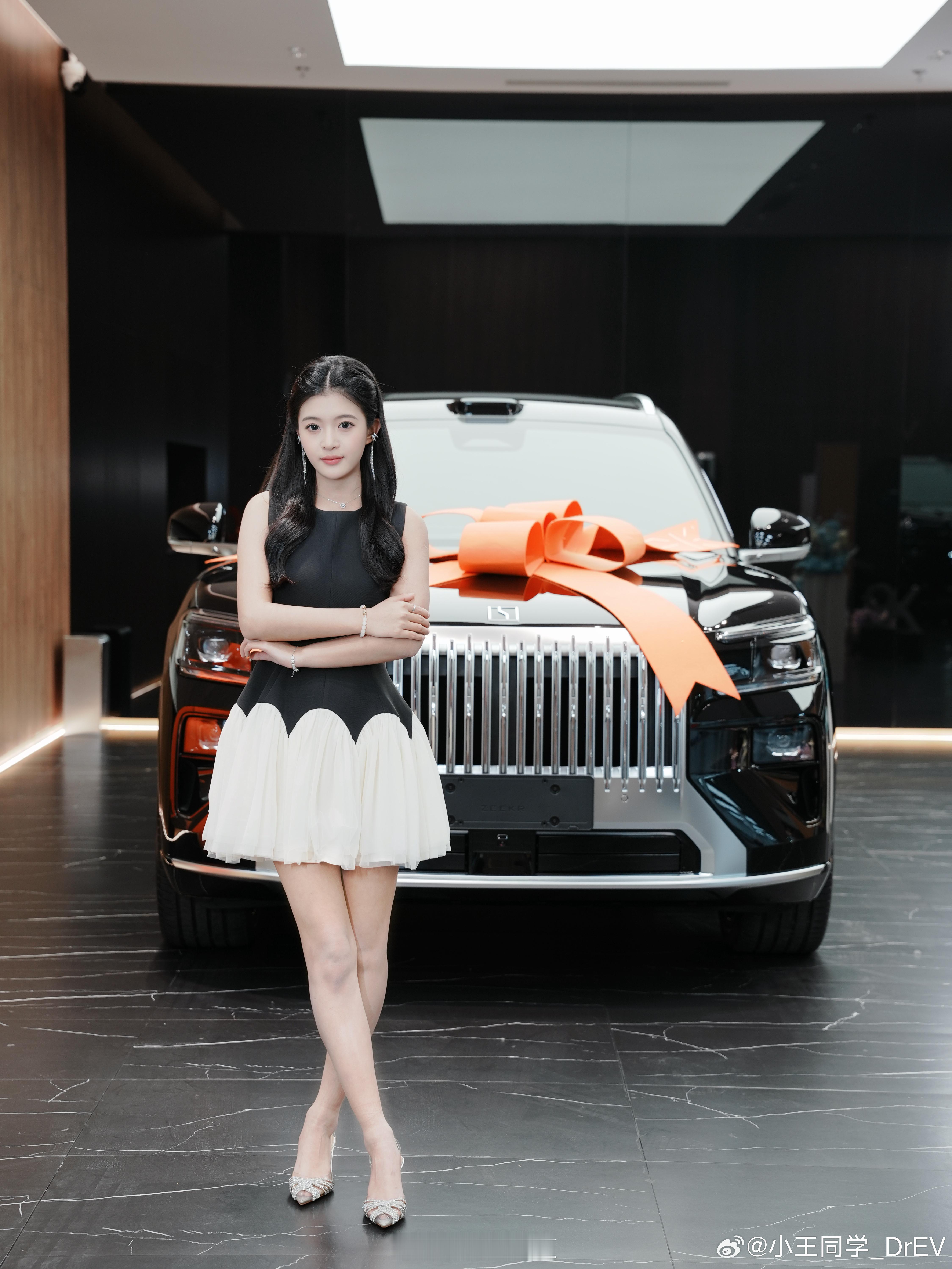 吉利Q1财报，数据很硬。营收838亿，同比增长15%；净利润45.6亿，同比增长