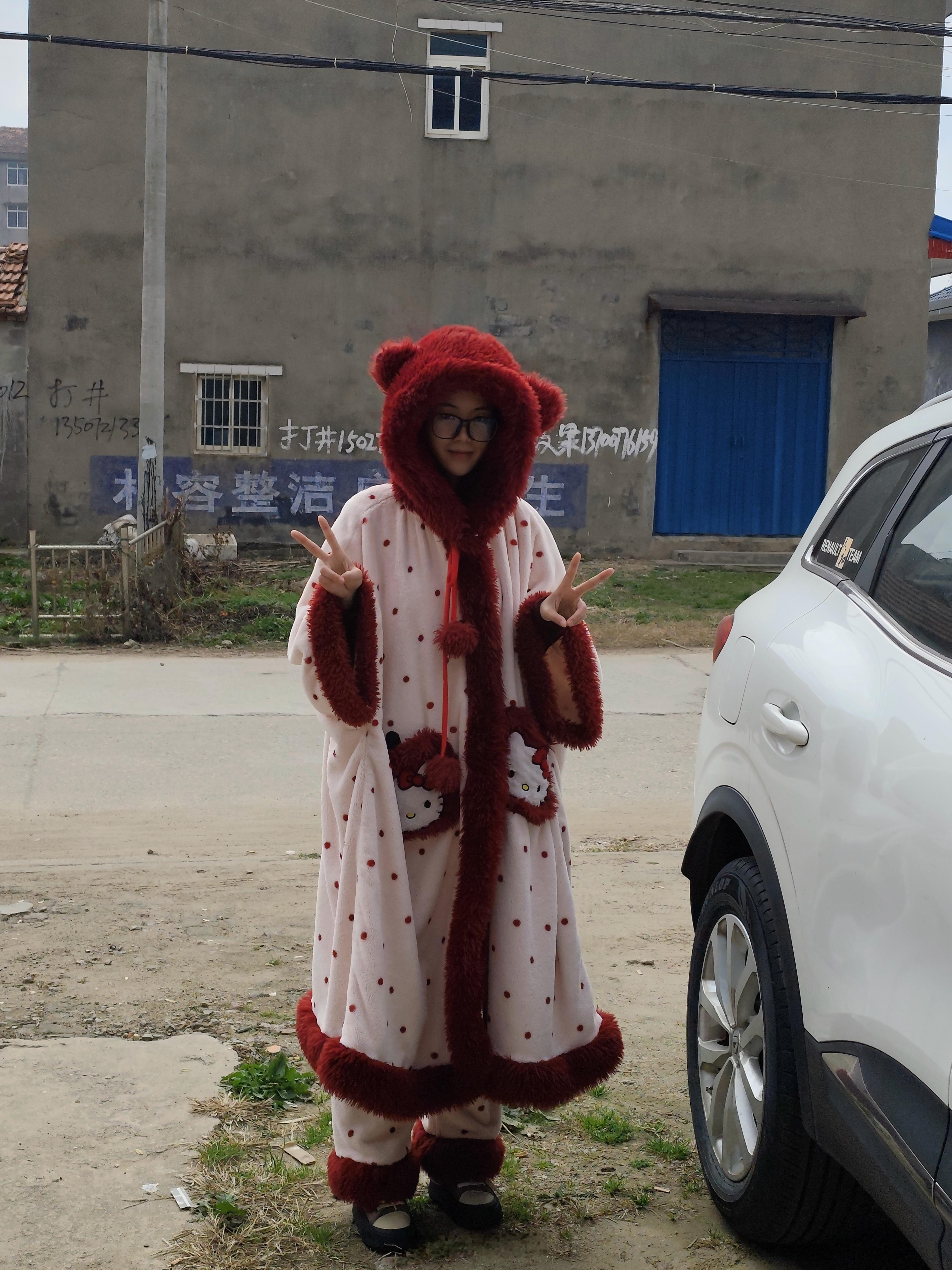 回老家都没带什么衣服反正每天都是穿省服