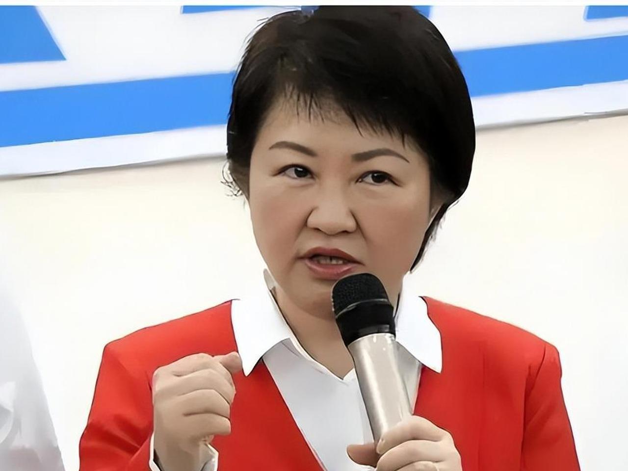 中国国民党籍台中市长卢秀燕对大陆十项惠台政策再发声，希望政府不要用意识形态阻挡，