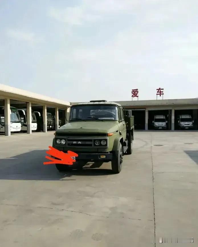 当兵的时候最怕的就是去教导队，汽训队这种单位学习。因为都是临时性的单位伙食是最差