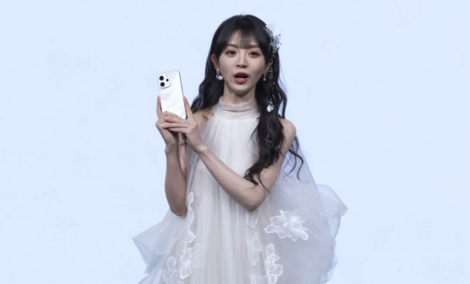 啊啊啊啊啊！田曦薇来vivo S50系列发布会了！不是简单的露个面，甚至还在讲产